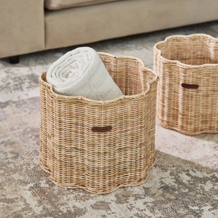 RR Blossom Basket H30
