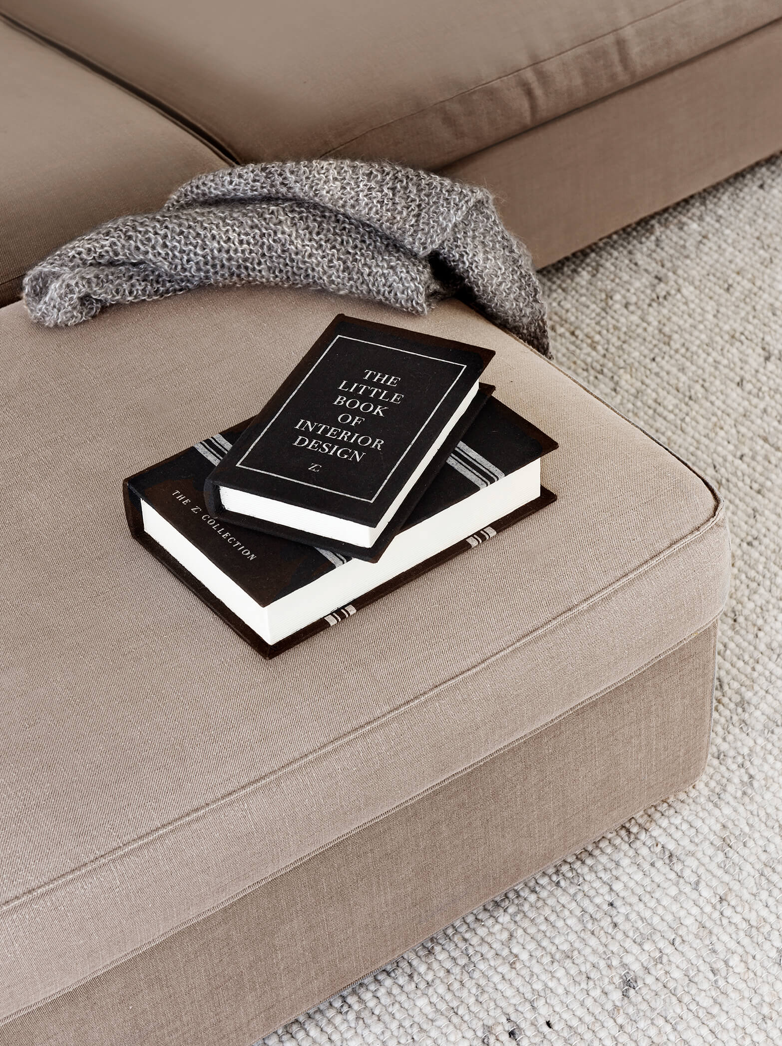 Coffee Table Book Linen black