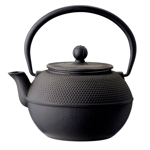 Tea Pot Iron H 12 D 18